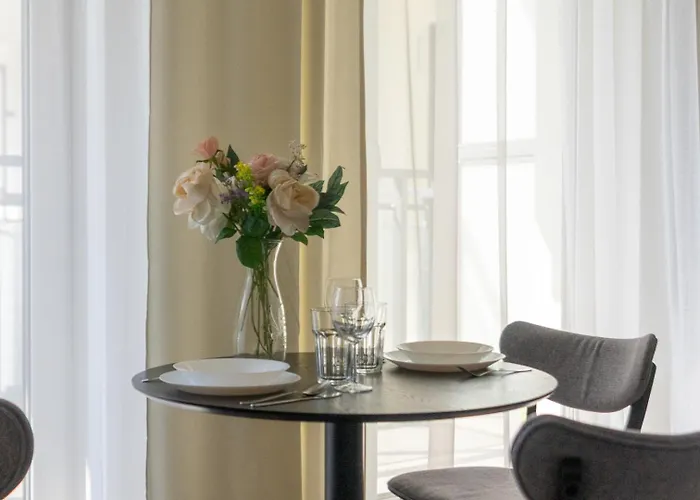 Appartement Zupnicza - Parking And Balcony - By Rentujemy Warschau