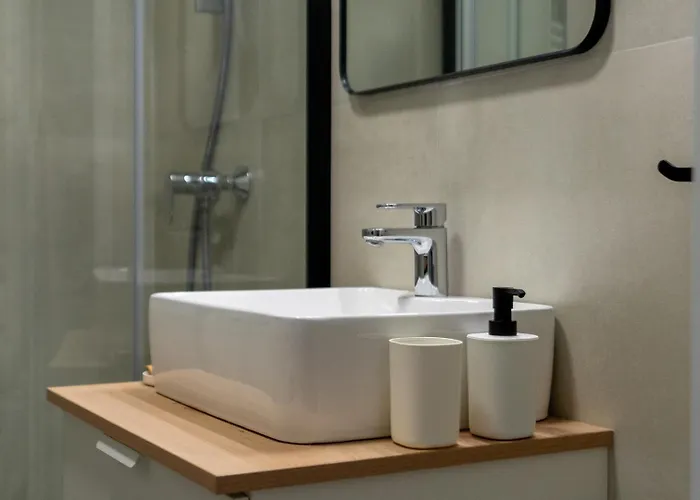 Appartement Zupnicza - Parking And Balcony - By Rentujemy Warschau